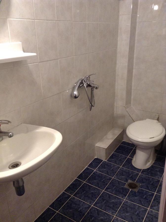 Pansion Kaloyiannis Hotel Patitiri  Bagian luar foto